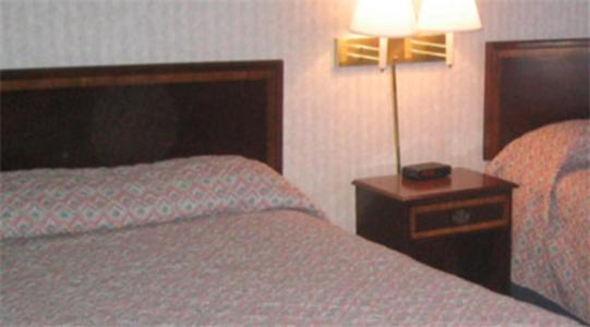 The Carolinian Inn Wilmington Chambre photo