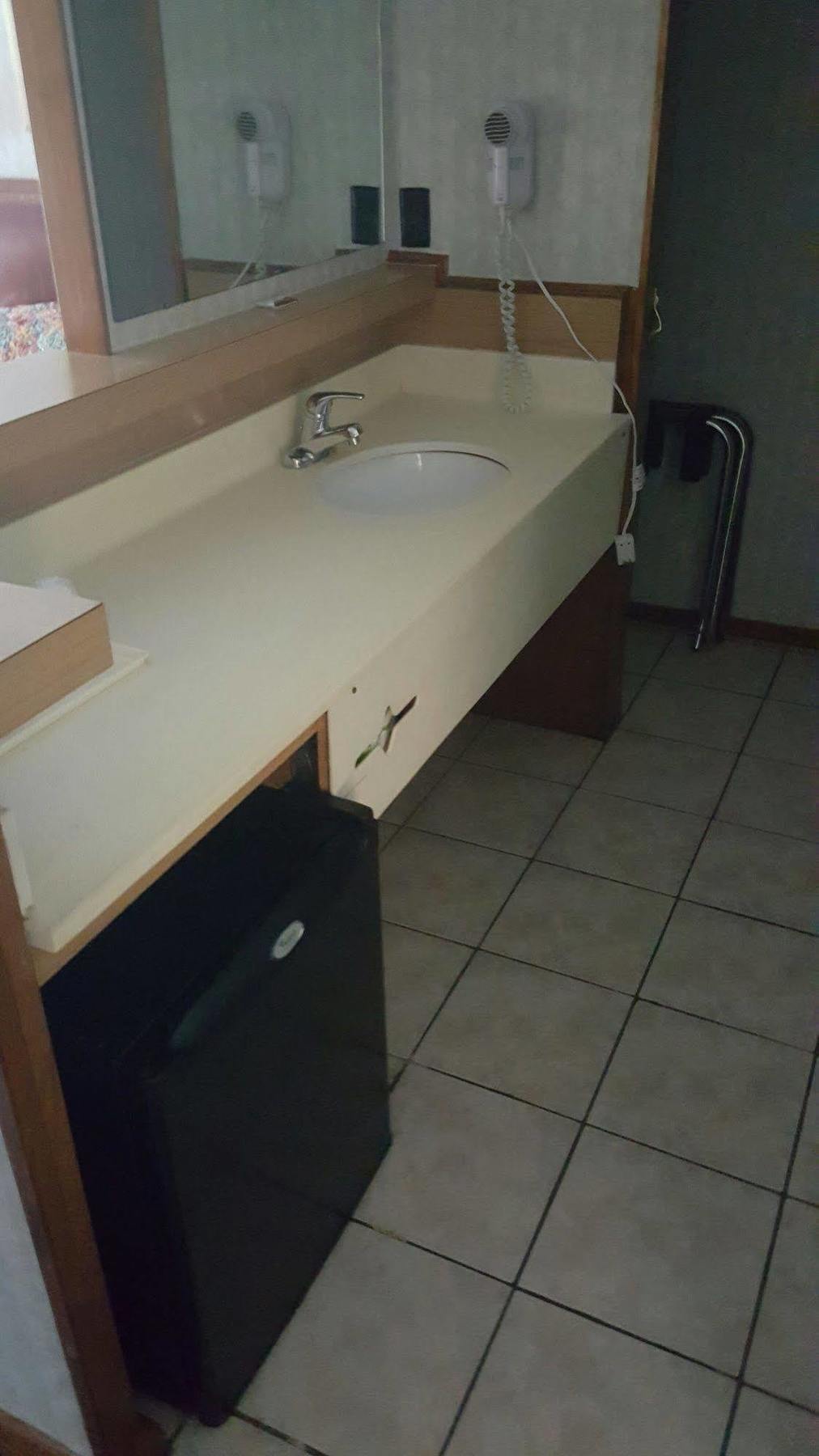 The Carolinian Inn Wilmington Extérieur photo