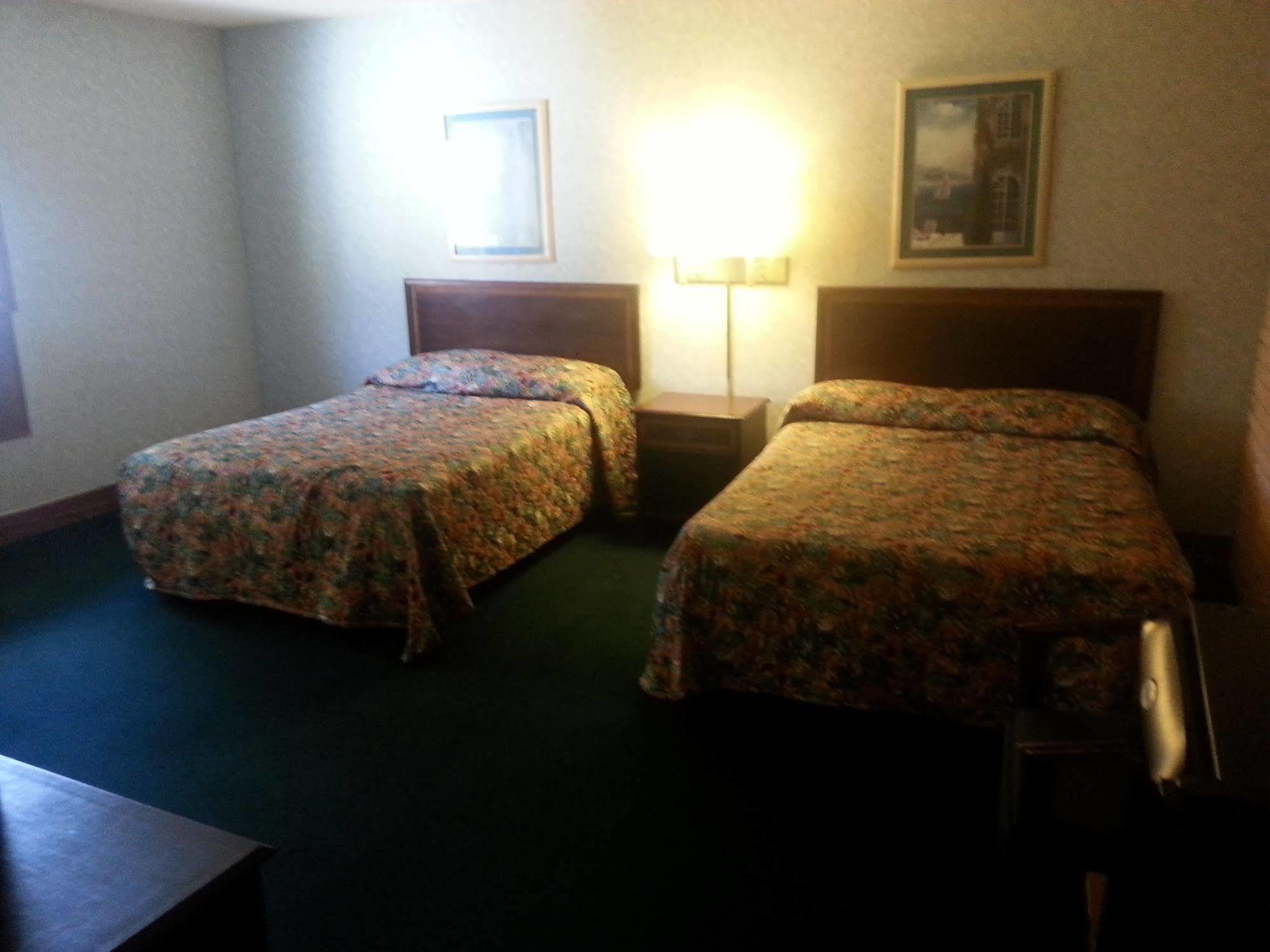 The Carolinian Inn Wilmington Extérieur photo