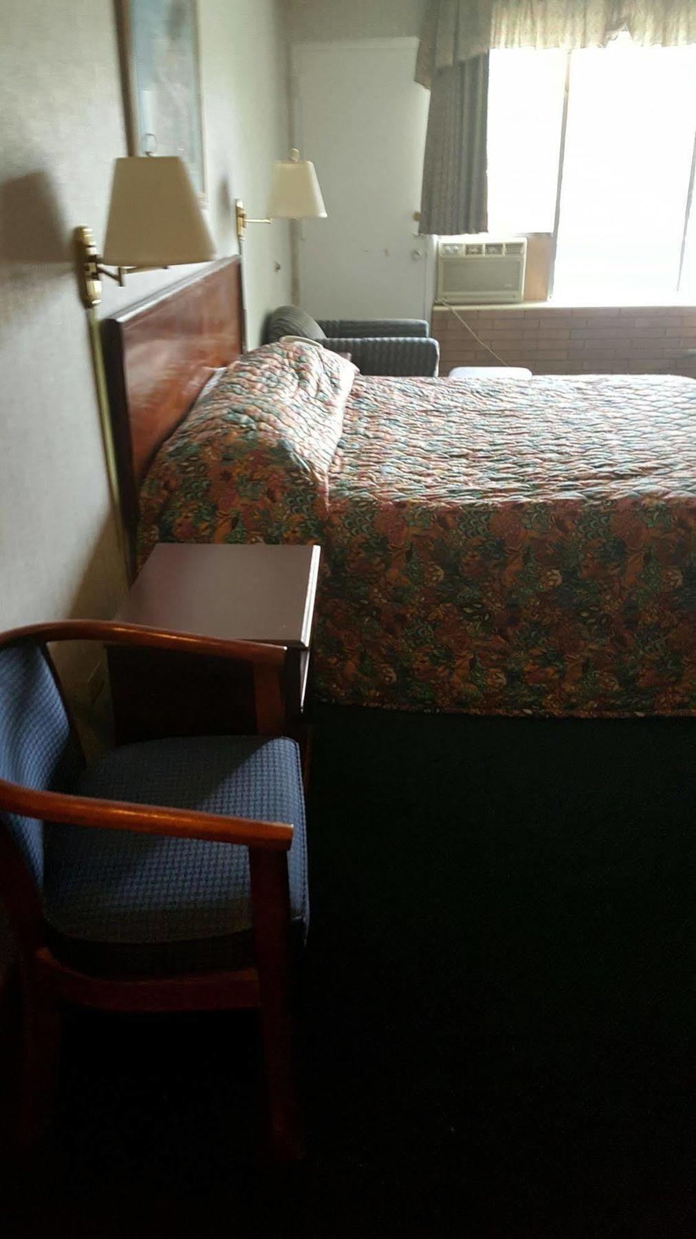 The Carolinian Inn Wilmington Extérieur photo